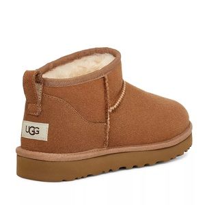 UGG Ultra Mini Classic Boot (Women 7M) Chestnut Suede Brand New